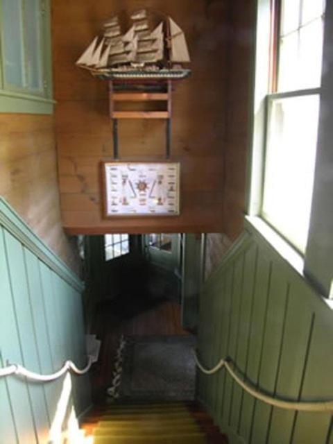 Oliver Lodge Meredith Extérieur photo