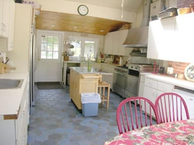 Oliver Lodge Meredith Extérieur photo